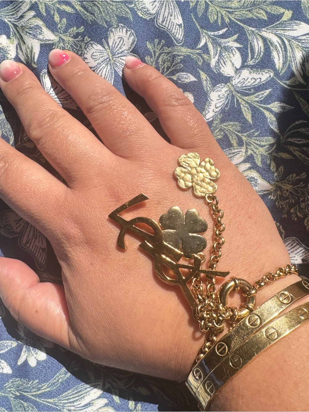 YSL Floral Charm Bracelet - with (COA) - Picture 8 of 9